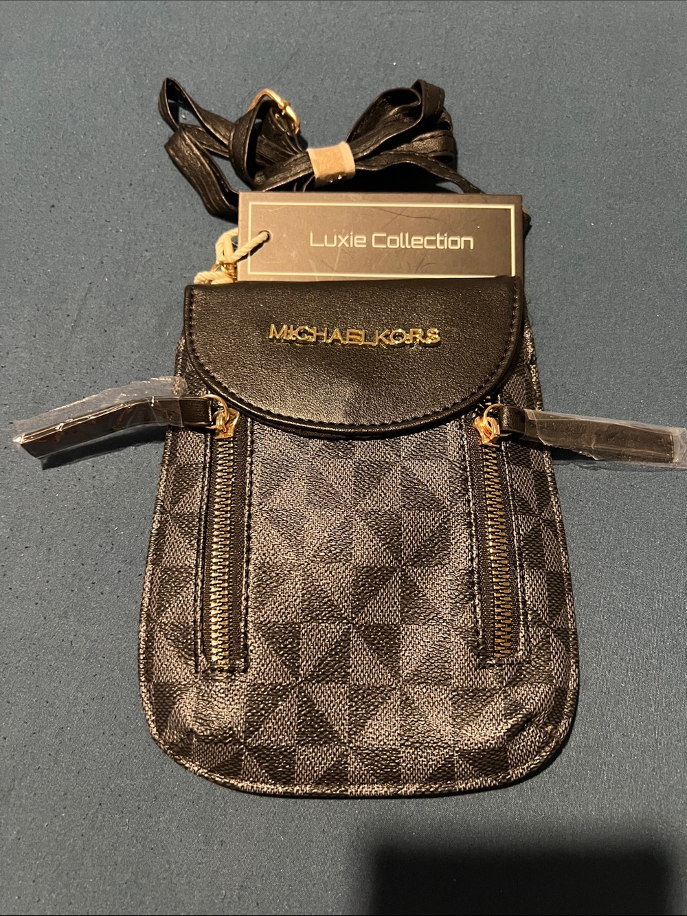 Michael Kors Black Textured Crossbody Phone Pouch with Gold Hardware